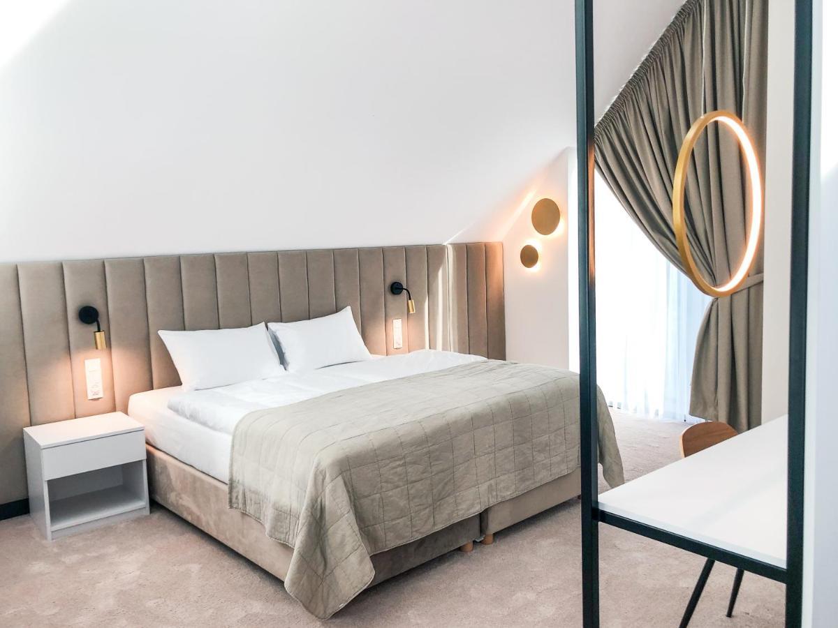 Lubawa Hotel & Restauracja Nad Sandela מראה חיצוני תמונה
